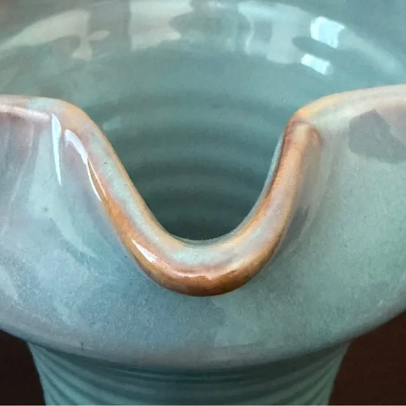 Hand Crafted WCL 1970s Scalloped Rim Ribbed Pottery Ceramic Pitcher - Picture 11 of 16